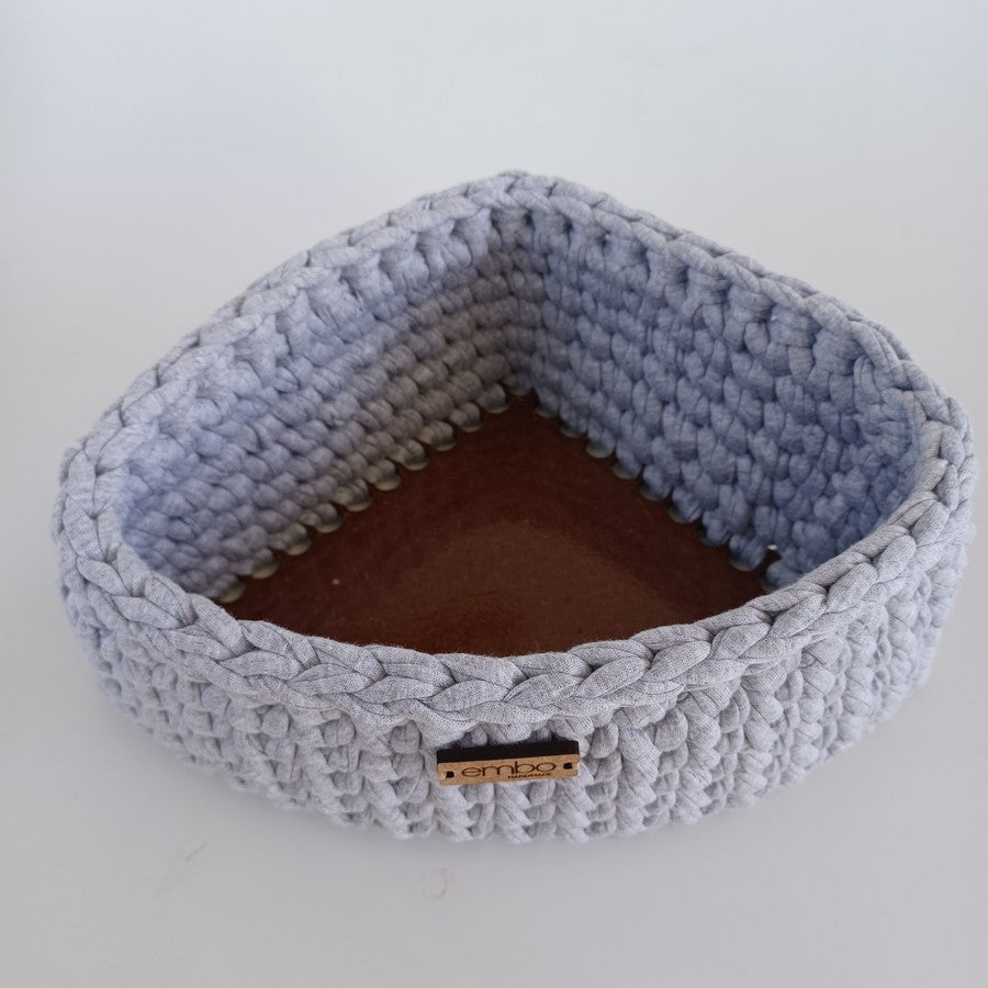 Corner Basket