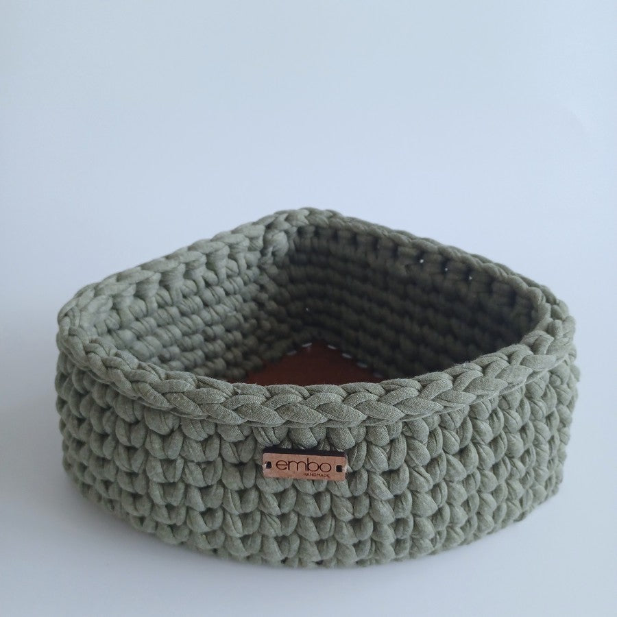 Corner Basket