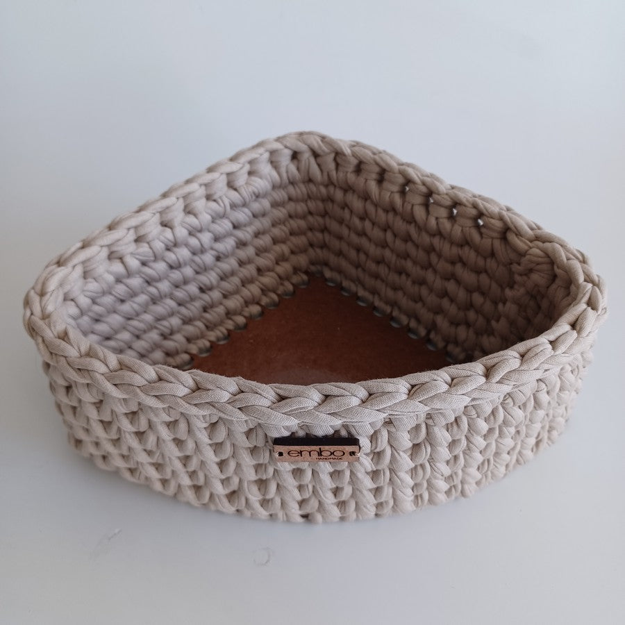 Corner Basket