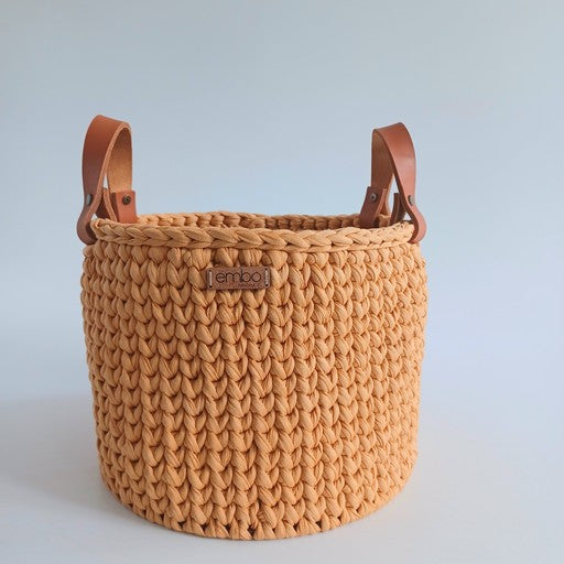 Medium Crochet Basket with Leather Handles