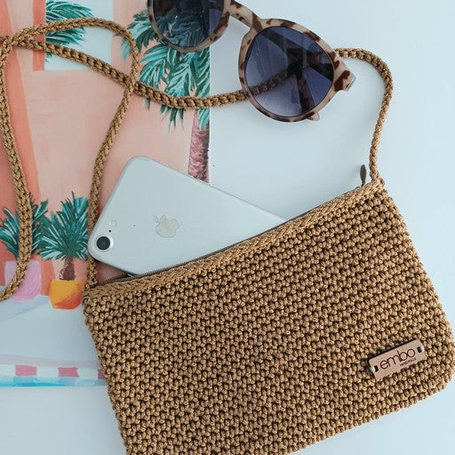 Zip Up Crochet Phone Bag
